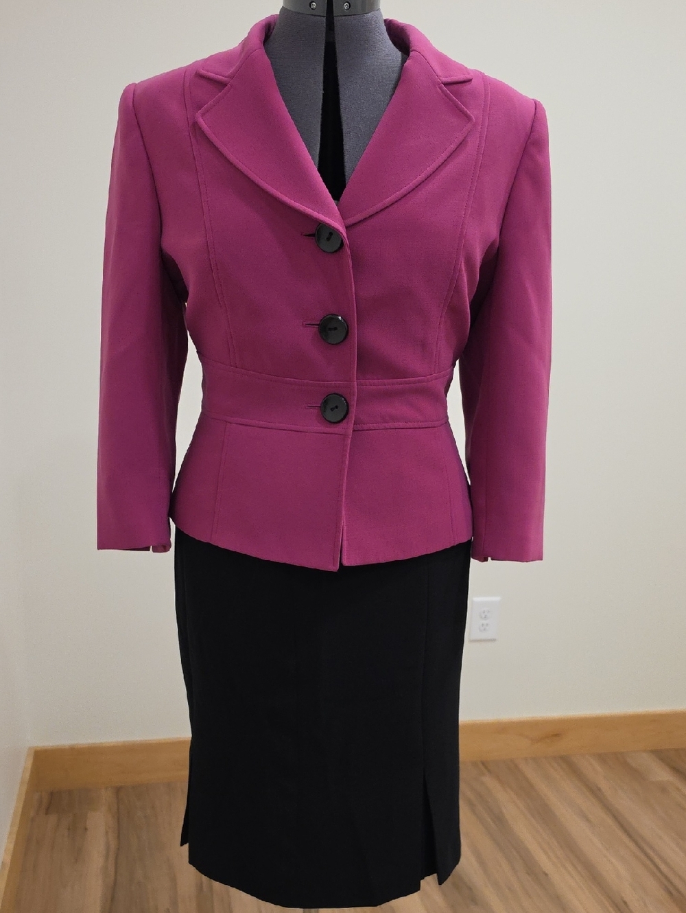 Tahari ASL Magenta 3/4 Sleeve Blazer With Black Skirt